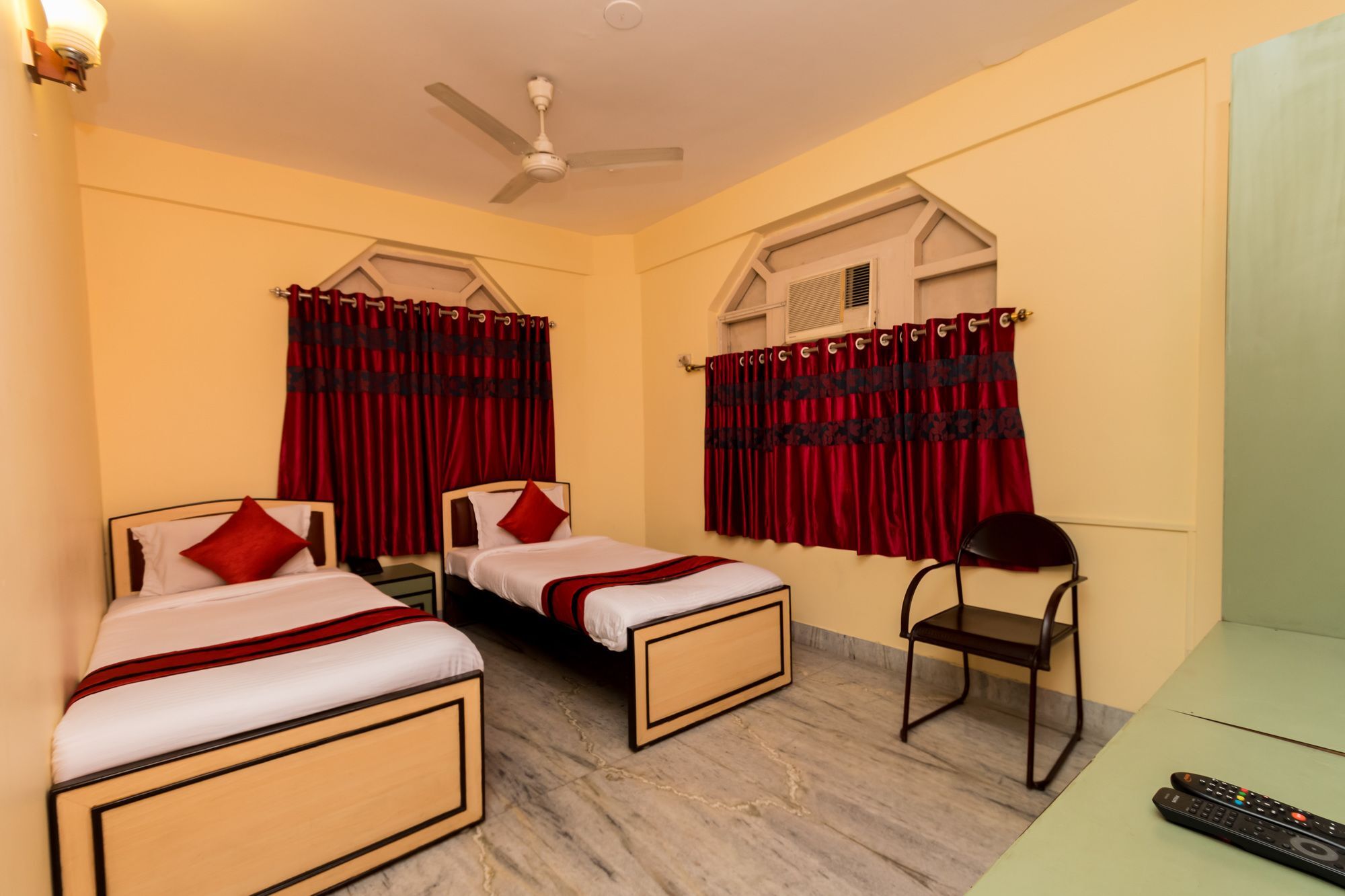 Super Hotel O Alipore Near Chetla Formerly Alipore Guest House Alīpur Eksteriør bilde